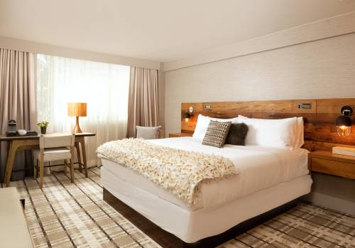 A room at Viewline Resort Snowmass