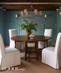 Discover Cottage Charm in Bellport